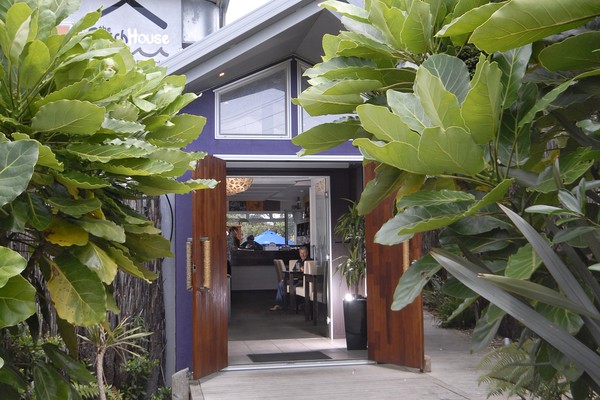 Stylish restaurant at Waipu Cove for sale.